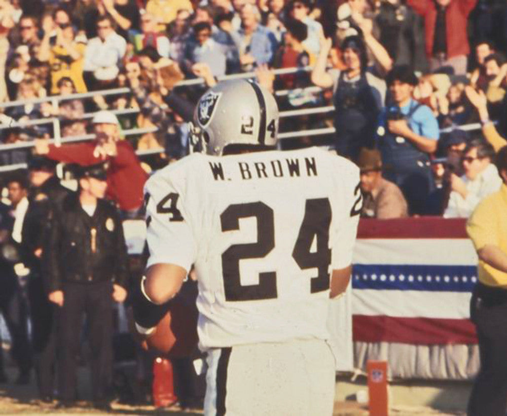 Oakland Raiders Willie NFL jersey front view