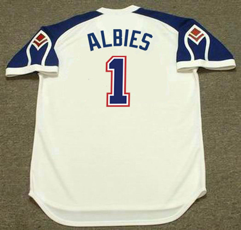 Atlanta Braves Ozzie Albies 1970s MLB jersey front view