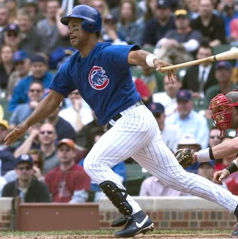 Chicago Cubs Moises Alou MLB jersey front view