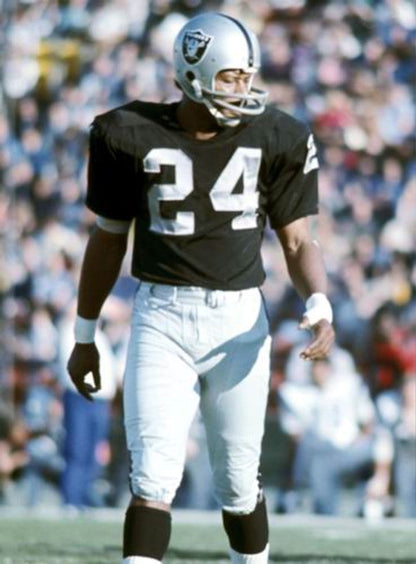Oakland Raiders Willie NFL jersey front view