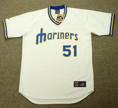 Seattle Mariners Ichiro Suzuki 1970s Cooperstown MLB jersey front view