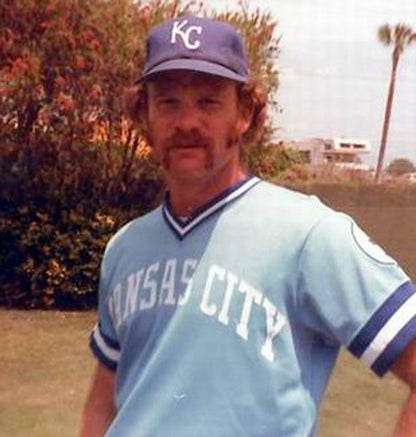 Kansas City Royals Dennis Leonard MLB jersey front view