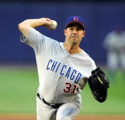 Chicago Cubs Greg Maddux MLB jersey front view
