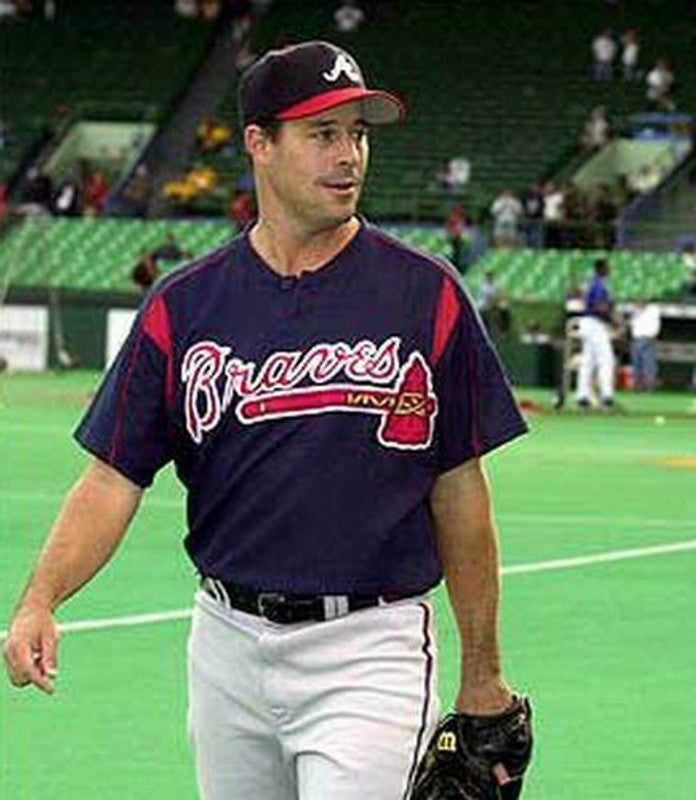 Atlanta Braves Greg Maddux MLB jersey front view