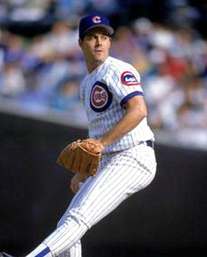 Chicago Cubs Greg Maddux MLB jersey front view