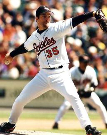 Baltimore Orioles Mike Mussina MLB jersey front view