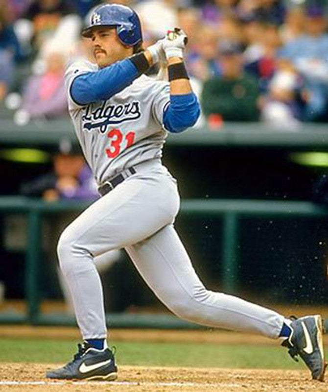 Los Angeles Dodgers Mike Piazza MLB jersey front view