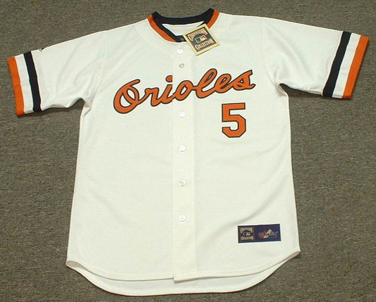 Baltimore Orioles Brooks Robinson Cooperstown MLB jersey front view